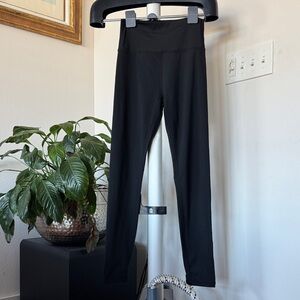 Zyia Brilliant Black High Rise Leggings Sz 6-8/M